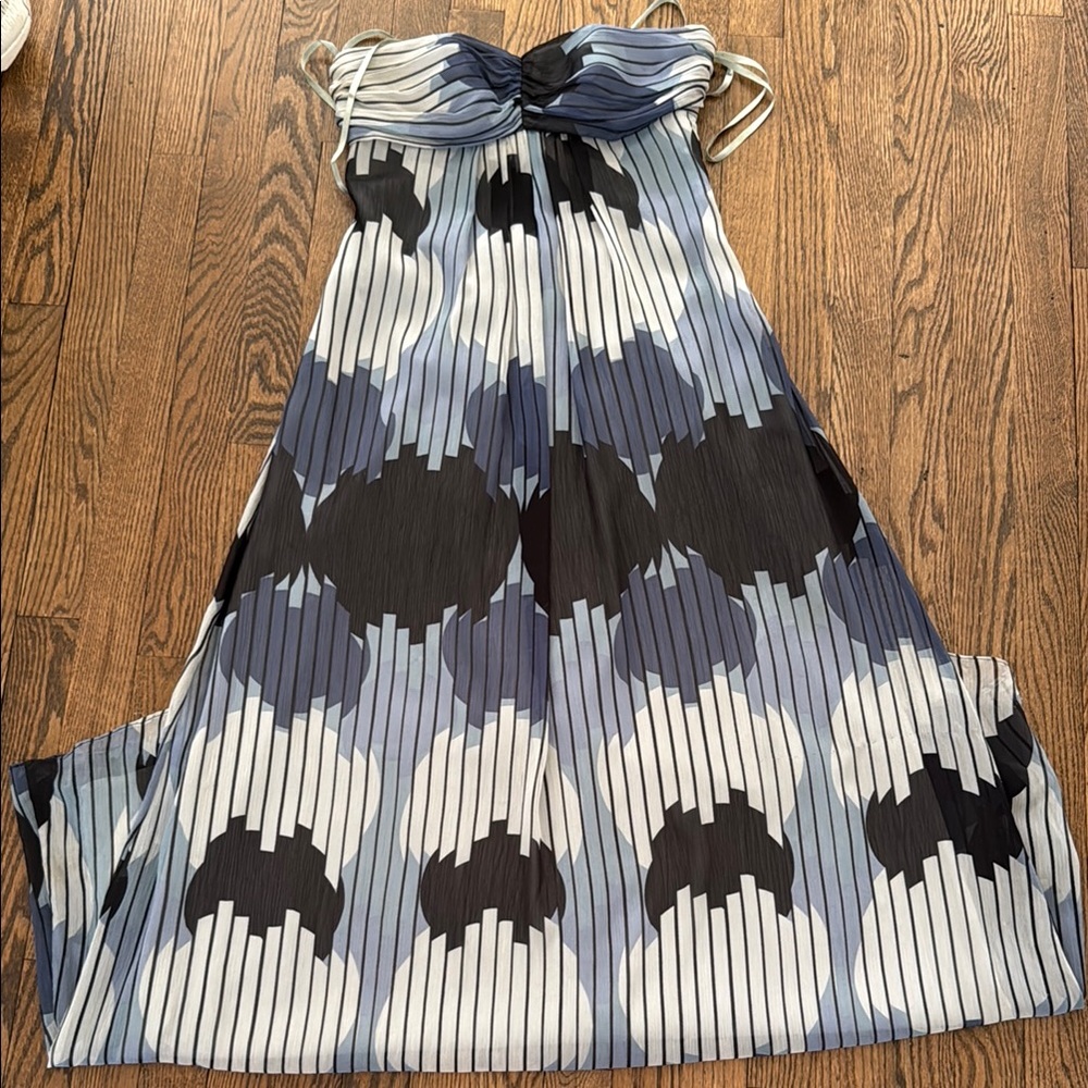 Stylish Black and Gray Strapless Maxi Dress